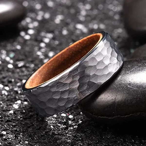 Manufacturers Wholesale Men's Tungsten Gold Jewelry Hammered Black Tungsten Carbide Rings - Image 2